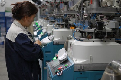 遼源新景 5G數字化織襪實驗工廠盡顯科技范，技術服務重塑產業未來